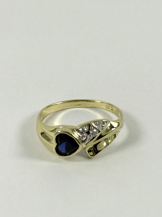 Złoty pierścionek rozmiar 15