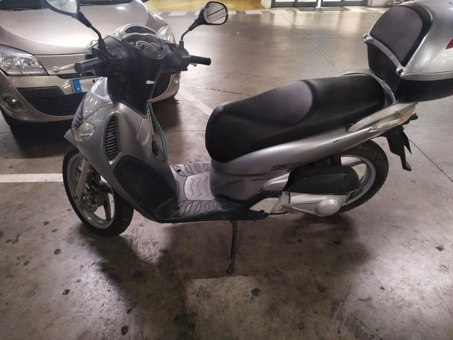 Mota muito conservada