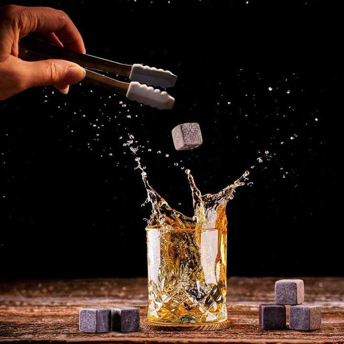 Zestaw Prezentowy do Whisky 2 Kryształowe Szklanki Kamienie do Whisky