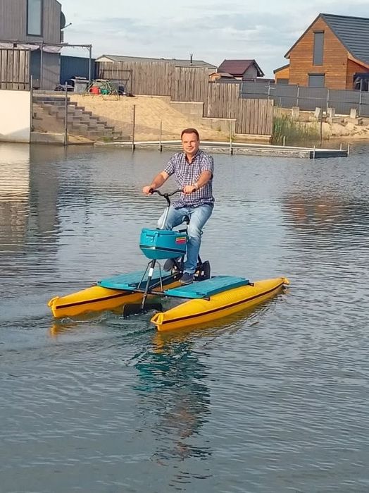 Wolne terminy, dom letniskowy z prywatną plażą i jacuzzi nad jeziorem.