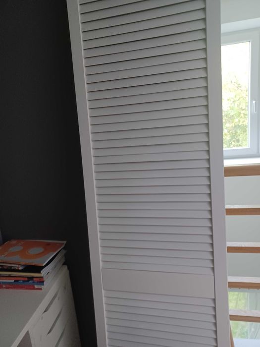 8 sztuk nowe, białe, fronty/drzwiczki  o wymiarach 2422 mm x 494 mm.