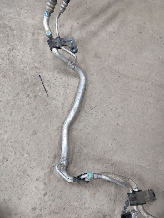 Трубка кондеціонера Hyundai Tucson ix35 разборка хюндай туксон іх35