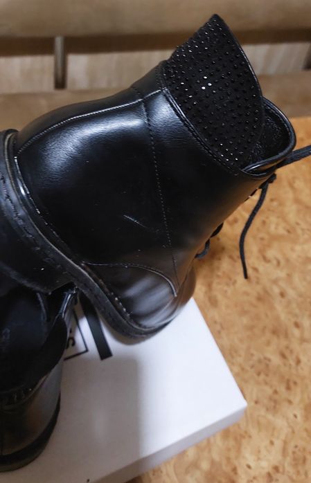 Ботінки жіночі демісезонні