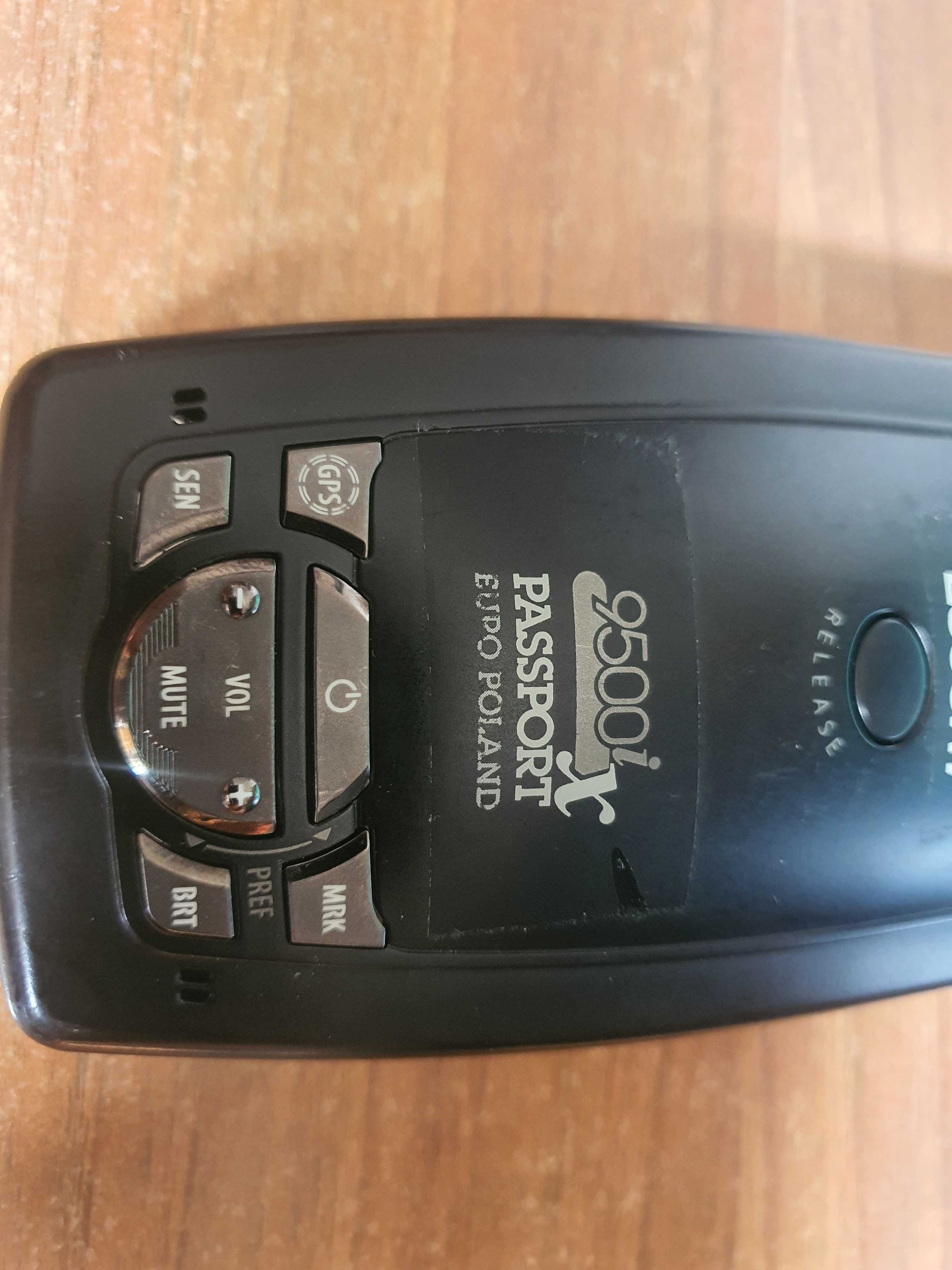 Anty Radar Radarowy Escort 9500iX Unikaj Mandatów i Punktów