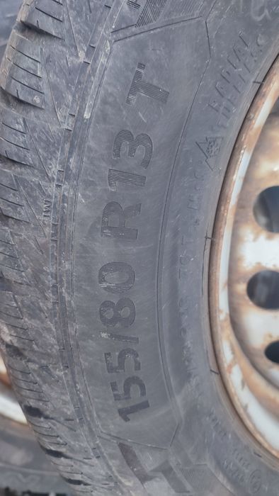 Cztery opony zimowe Barum 155.80.13 zimowe