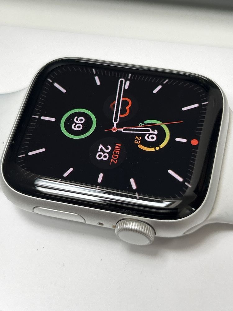 Apple Watch SE 44 mm A2352 zestaw