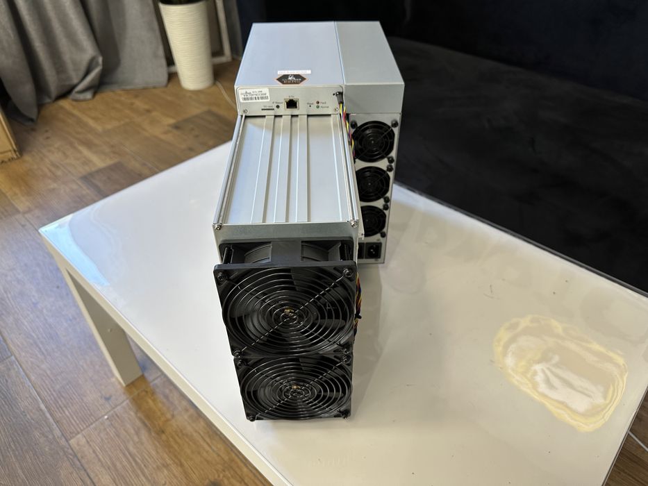 Новинка 2024! Antminer E9 Pro 3580Mh