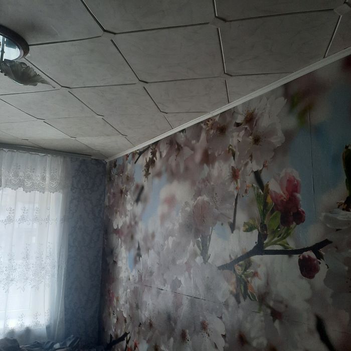 Здаю кімнату в гуртожитку