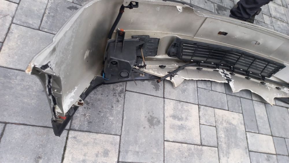 Opel Vectra c Signum 02-05 zderzak przód przedni  z158