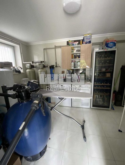 Оренда стильного та сучасного 2-поверхового будинку в Іванковичах