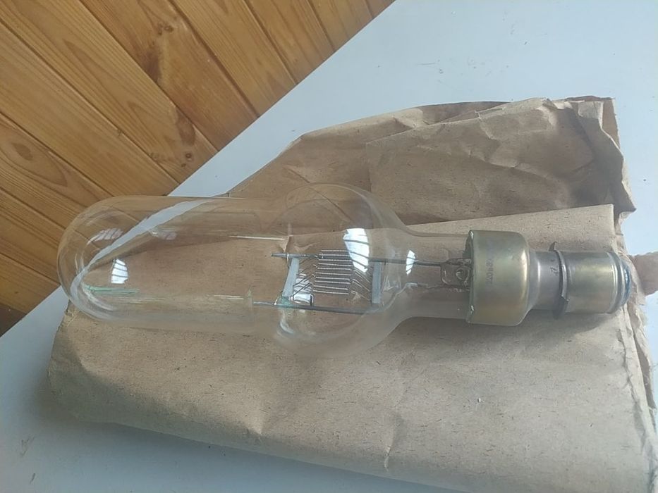 Лампа прожекторна ПЖ 220 В 3000 Вт P40s/41