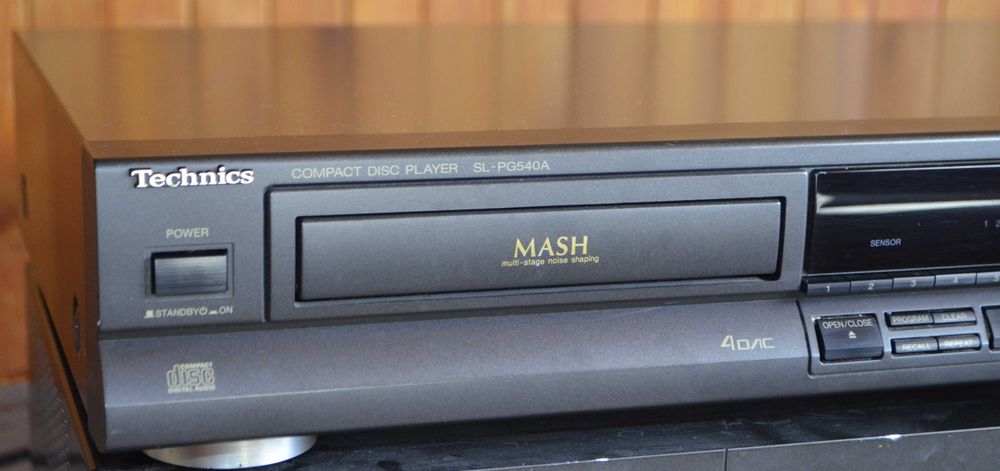 odtwarzacz CD  Technics SL-PG 540A  MASH