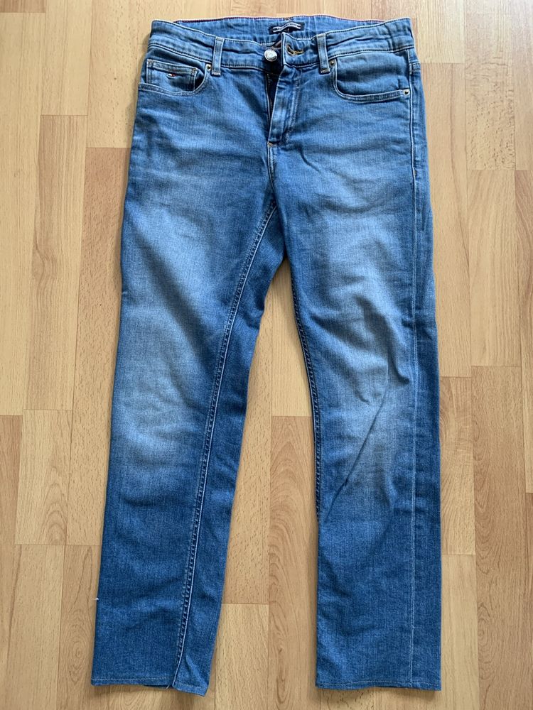 Jeansy Tommy Hilfiger 152