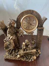 Часы настольные с бронзовой скульптурой