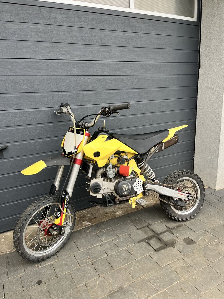 Motor cross Ycf 150ccm