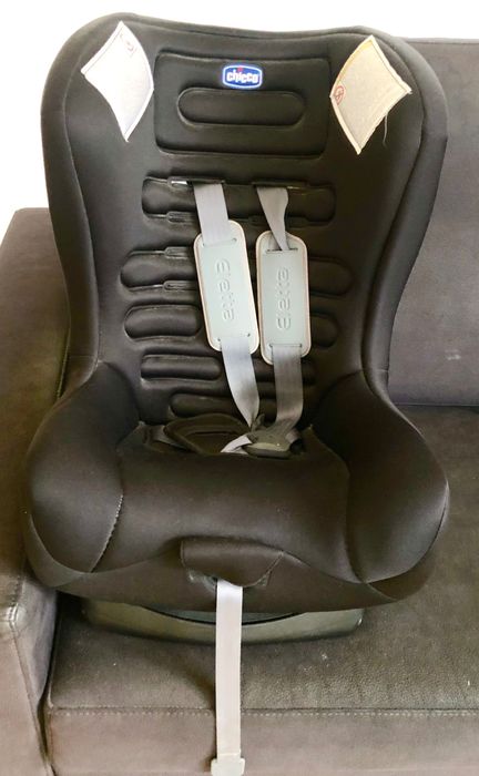 Cadeira automóvel como nova