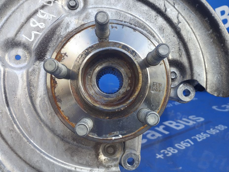 Ступиця Mustang Mach-E Кулак цапфа Форд Мустанг Мач Премиум Маточина