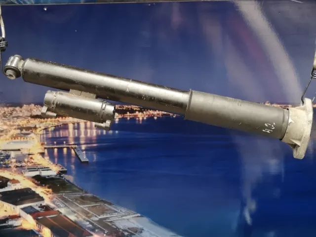 Amortecedor traseiro esquerdo originais para Mercedes class c W205 C43 AMG 2014+