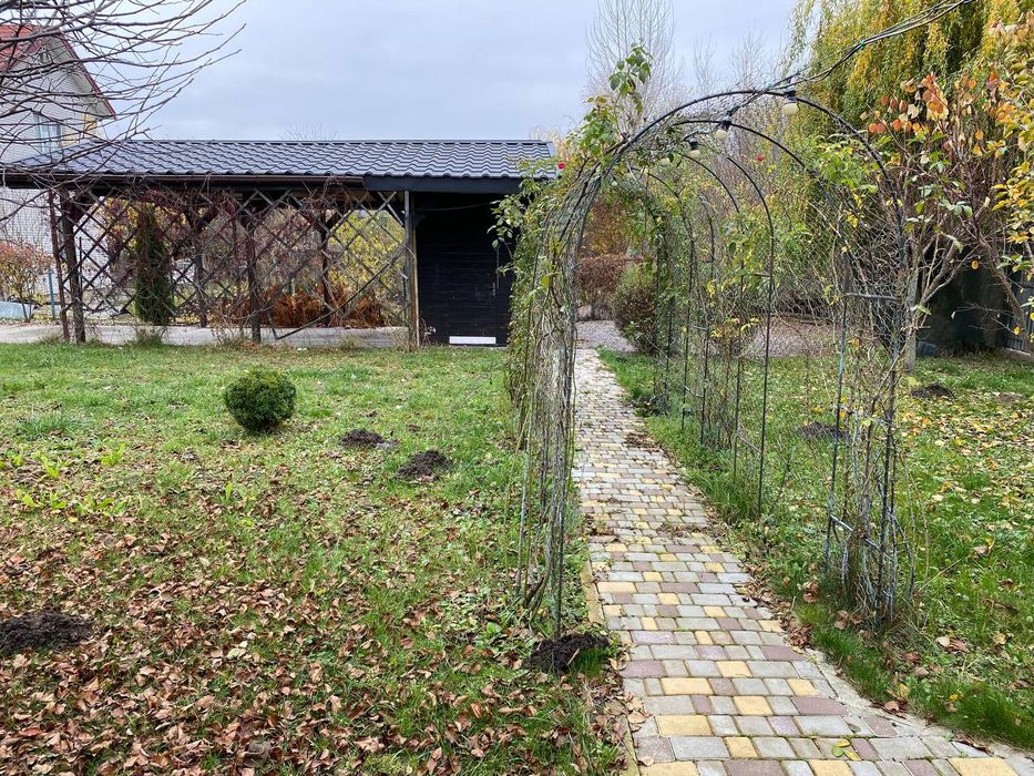 Будинок 219 м² с. Требухов с.т Переможець,