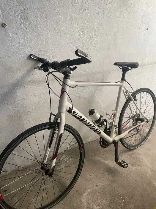 Bicicleta Specialized Sirrus Elite