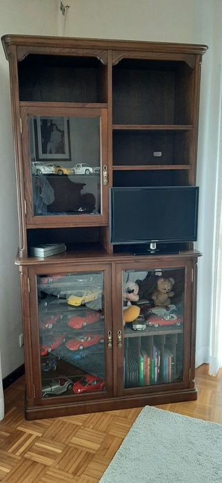 Vitrine para quarto ou sala