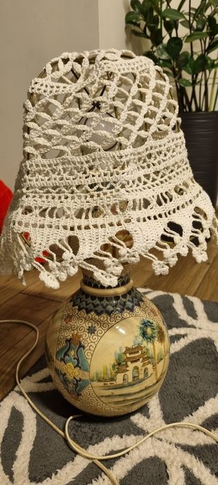 Lampa chińska dziala