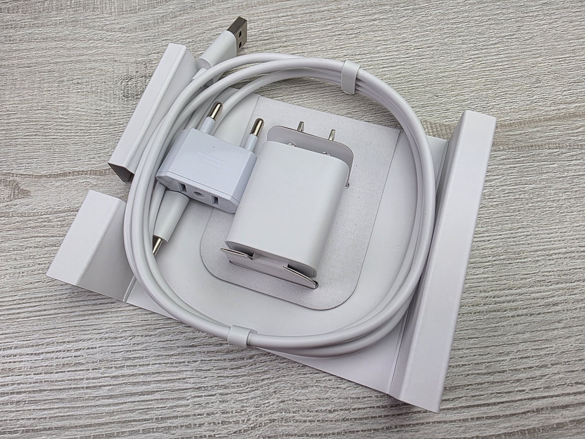 Медіаплеєр Google Chromecast 4K з Google TV Snow (GA01919-US)