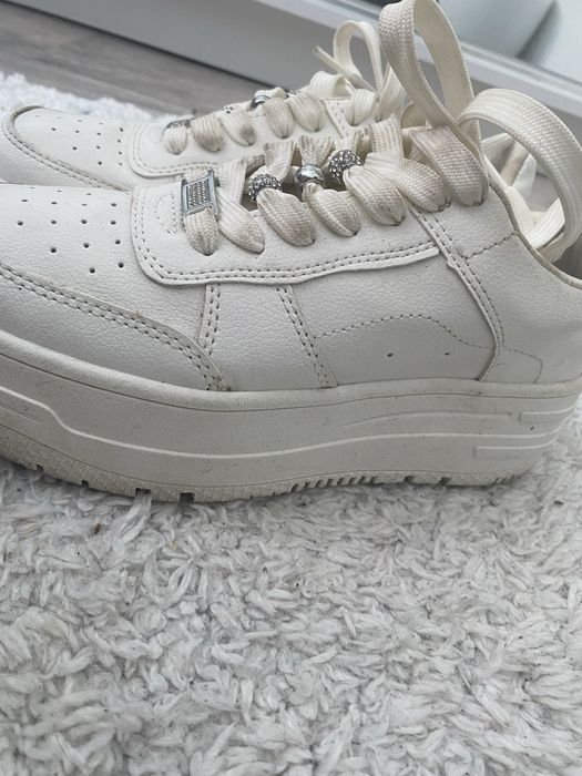 Buty  z  bershki