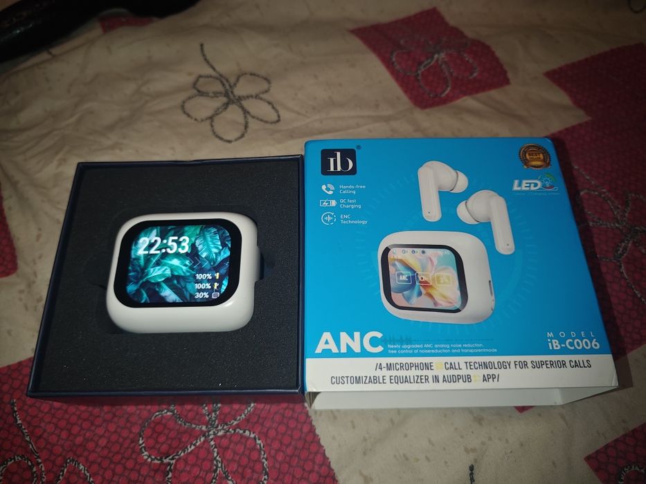 Продам блютуз навушники,з экраном.