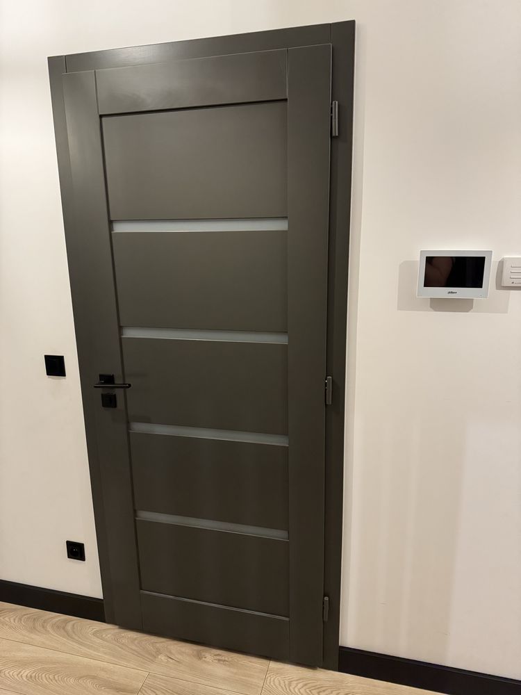 Drzwi drewniane kompletne grafit 85cm