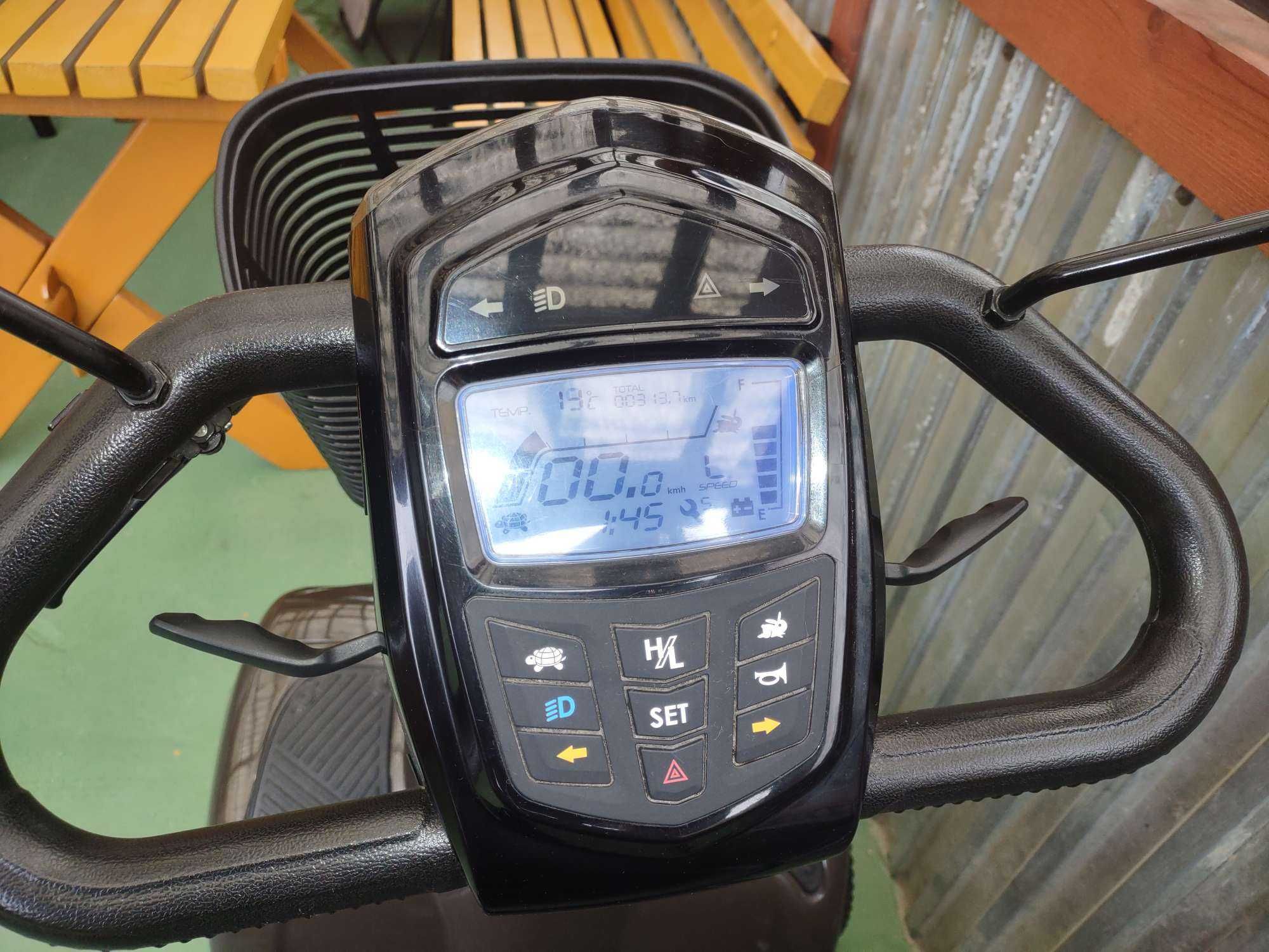 Sprzedam Skuter Inwalidzki Elektryczny CARPO 4 LIMITED EDITION