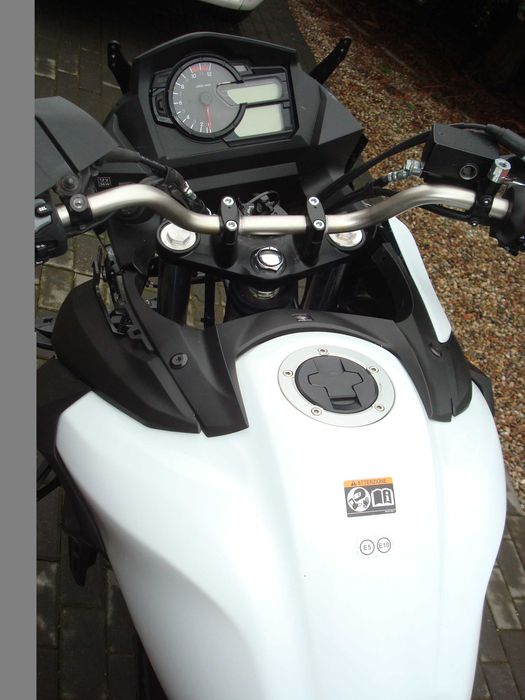 SUZUKI DL 650 V-STROM  22r Silnik części