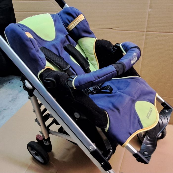 Carrinho de bebé Confort completo