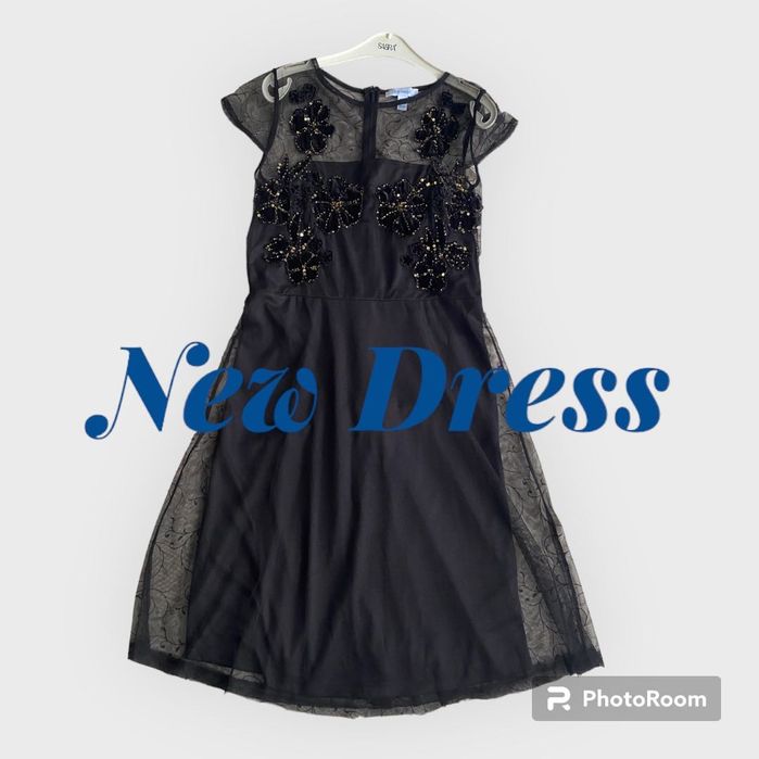 Нове жіноче плаття