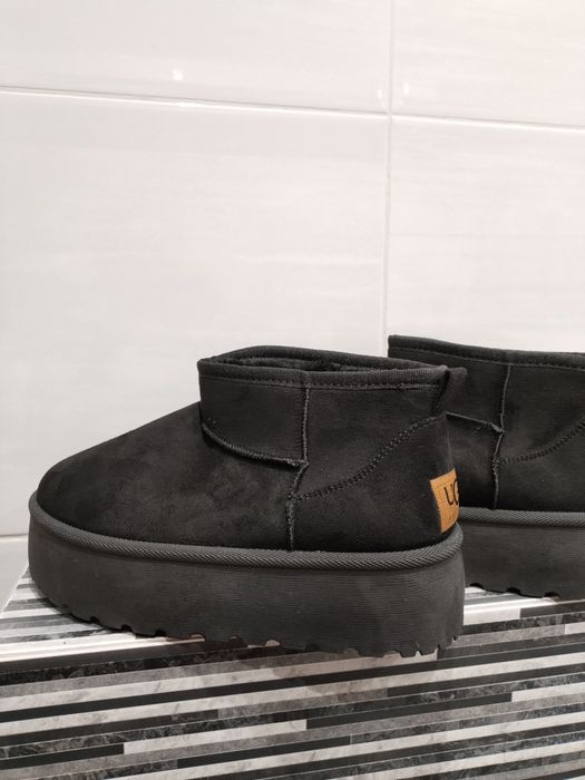 Hit sezonu czarne śniegowce UGG