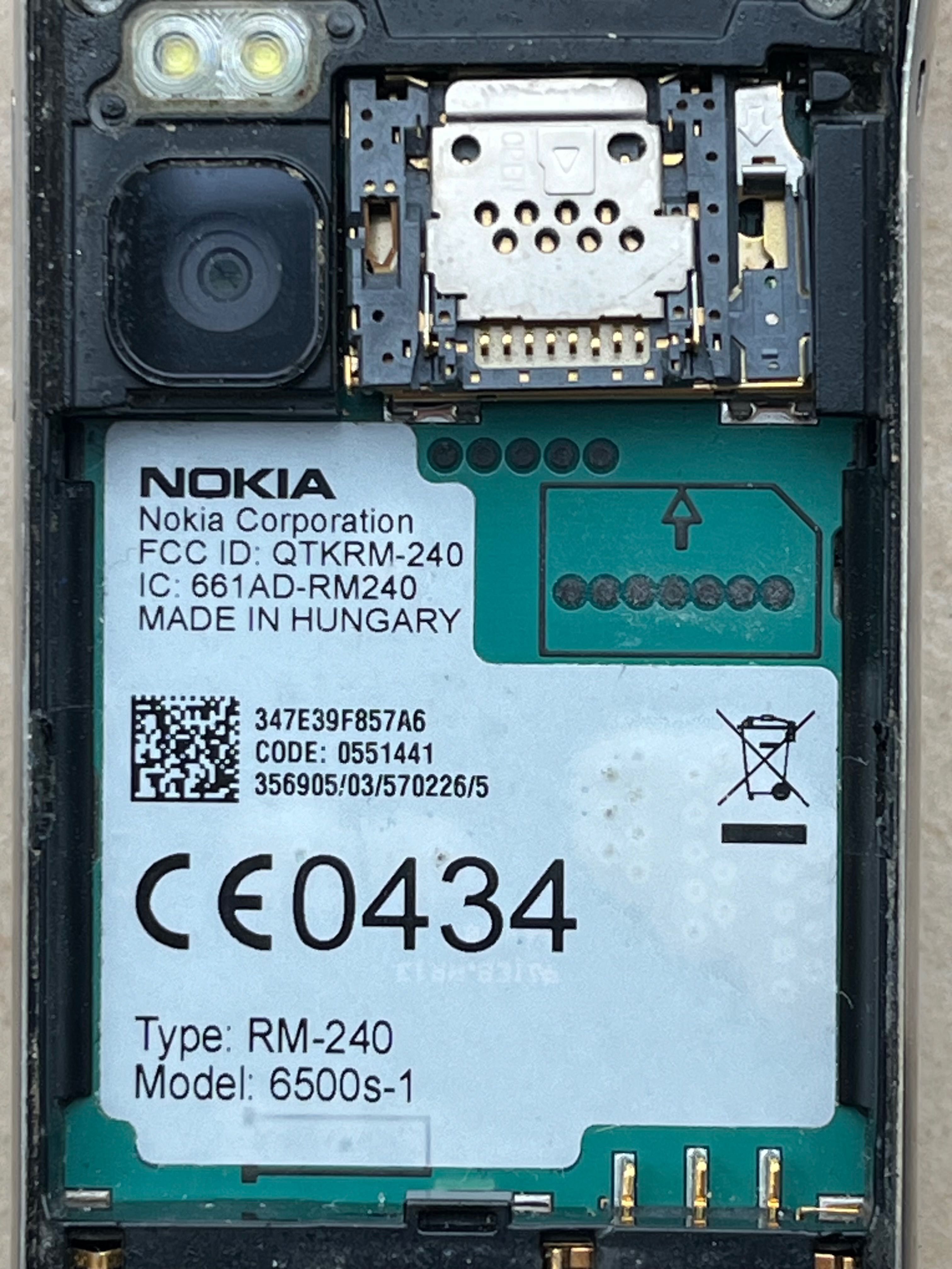 Telefon Nokia 6500 slide