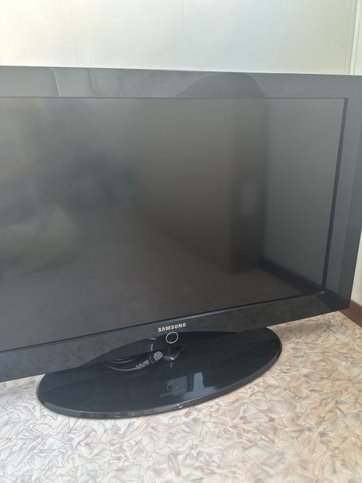 Телевизор на запчасти