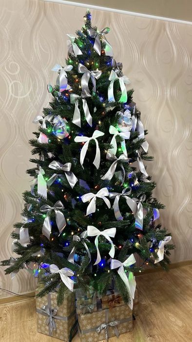 Штучна лита ялинка гарної якості