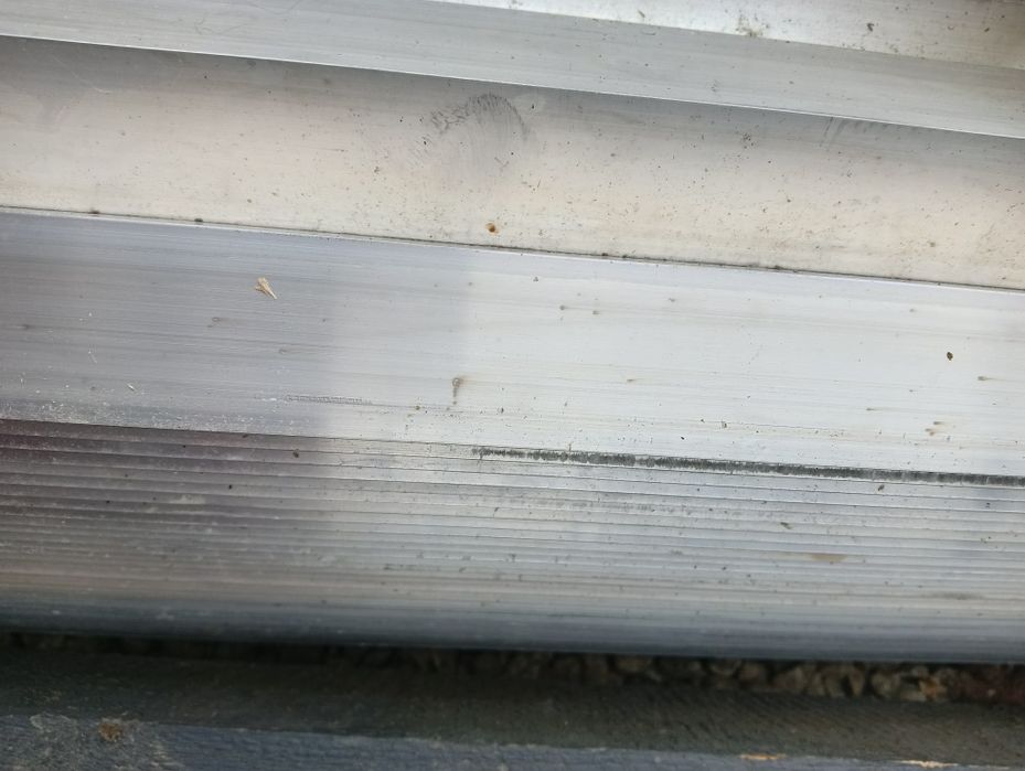 Kątownik aluminiowy pv 49zl szt.