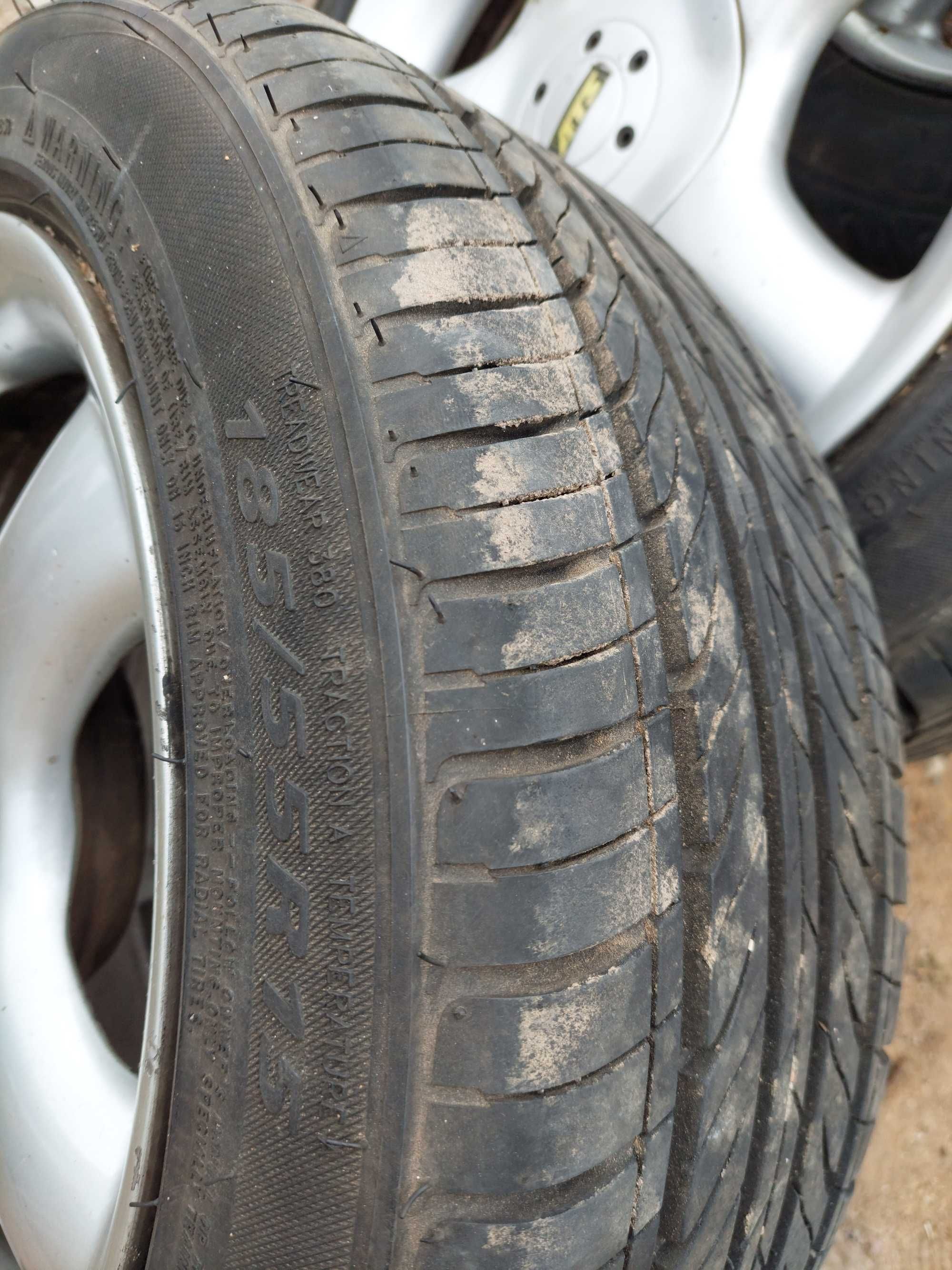 Felgi aluminowe R15 z oponami 185/55.