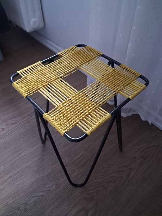 Taboret Wołkowskiego, stołek, kwietnik PRL