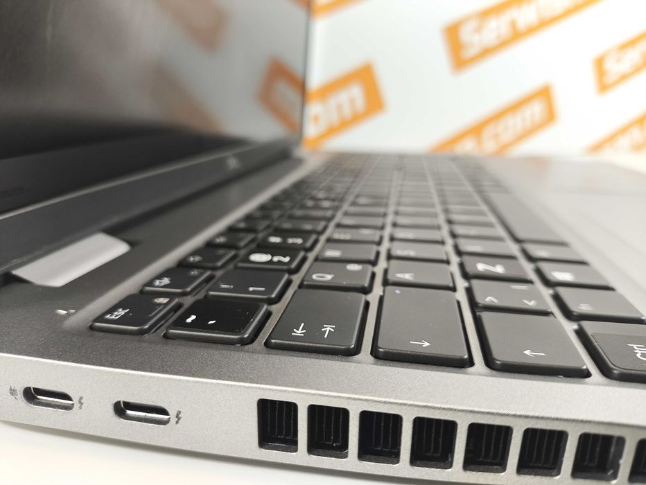 Laptop DELL Latitude 5520 15,6" 16GB 512GB FHD Win11 GWARA FV23% IDEAL