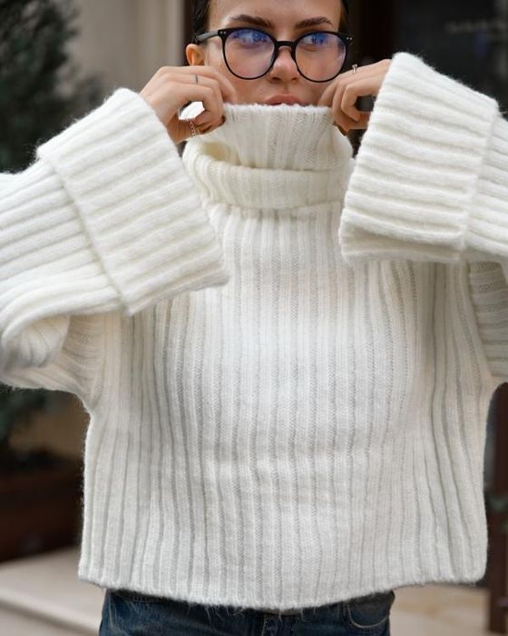 Новинка! Светер Жіночий в'язаний білий