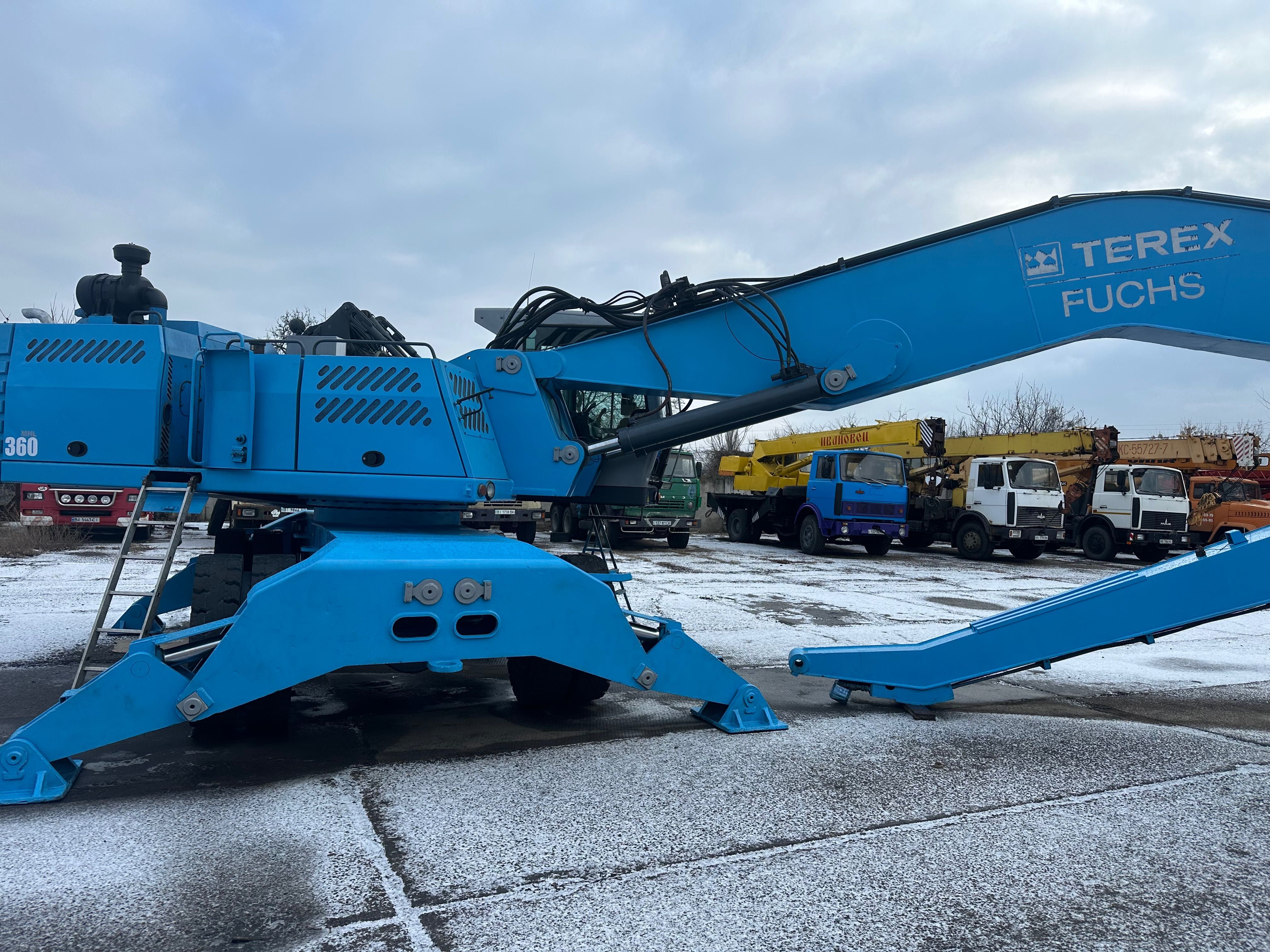 Продам Terex Fuchs MHL 360 у відмінному стані або здам в оренду!