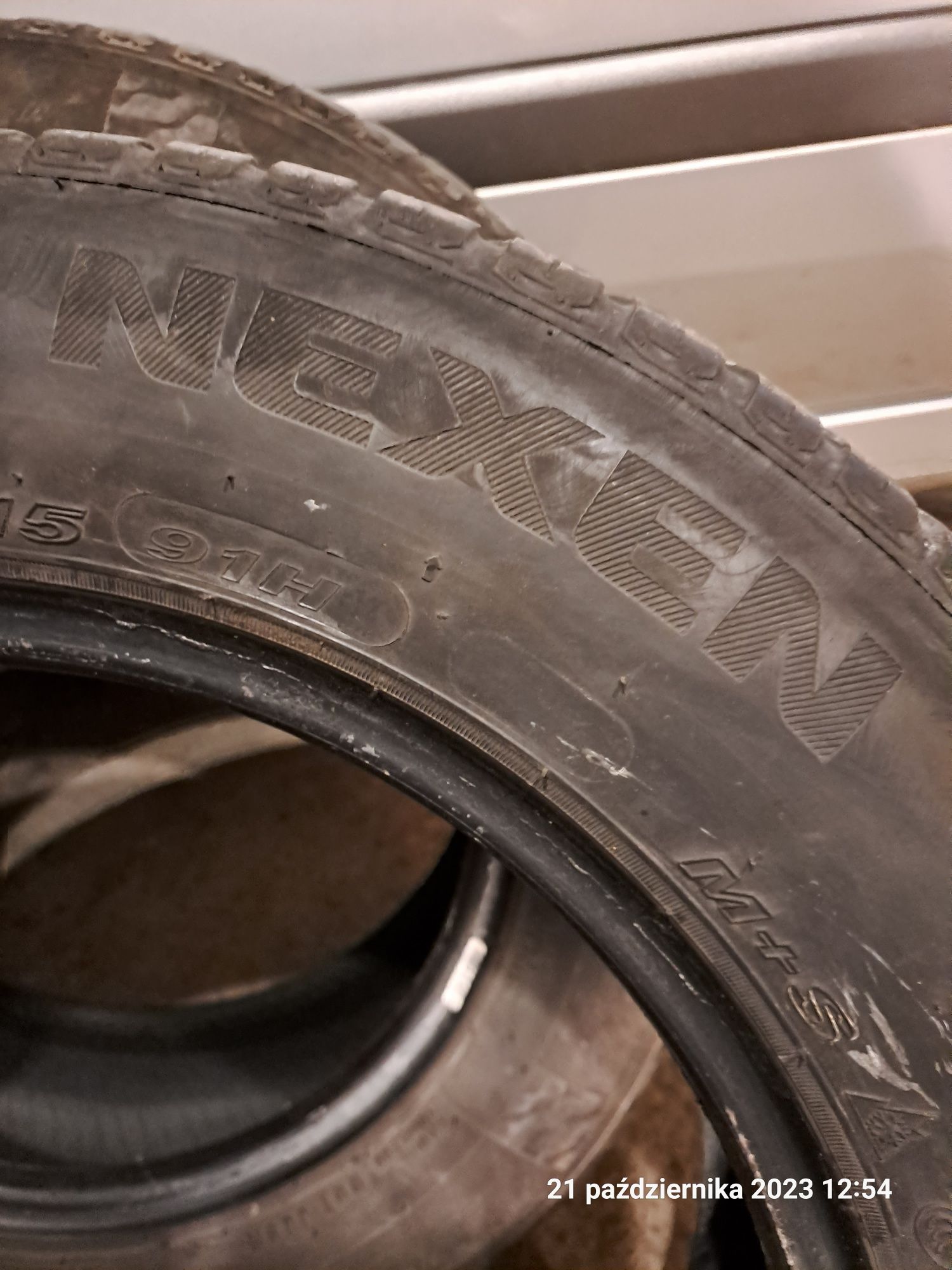 Opony całoroczne Nexen 195/65/R15