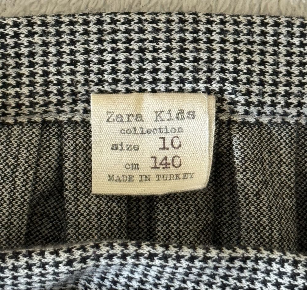 Міні спідниця Zara