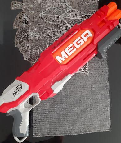 Nerf Mega Hasbro pistolet zabawkowy