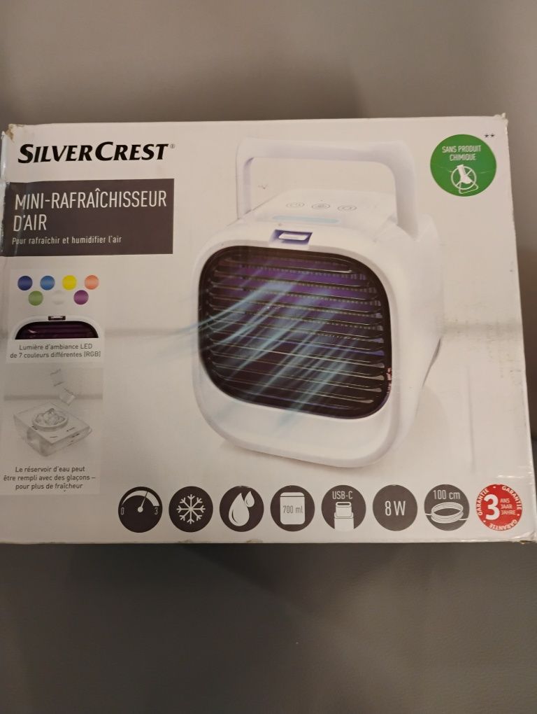 Nowy mini wentylator chłodzący i nawilżający powietrze