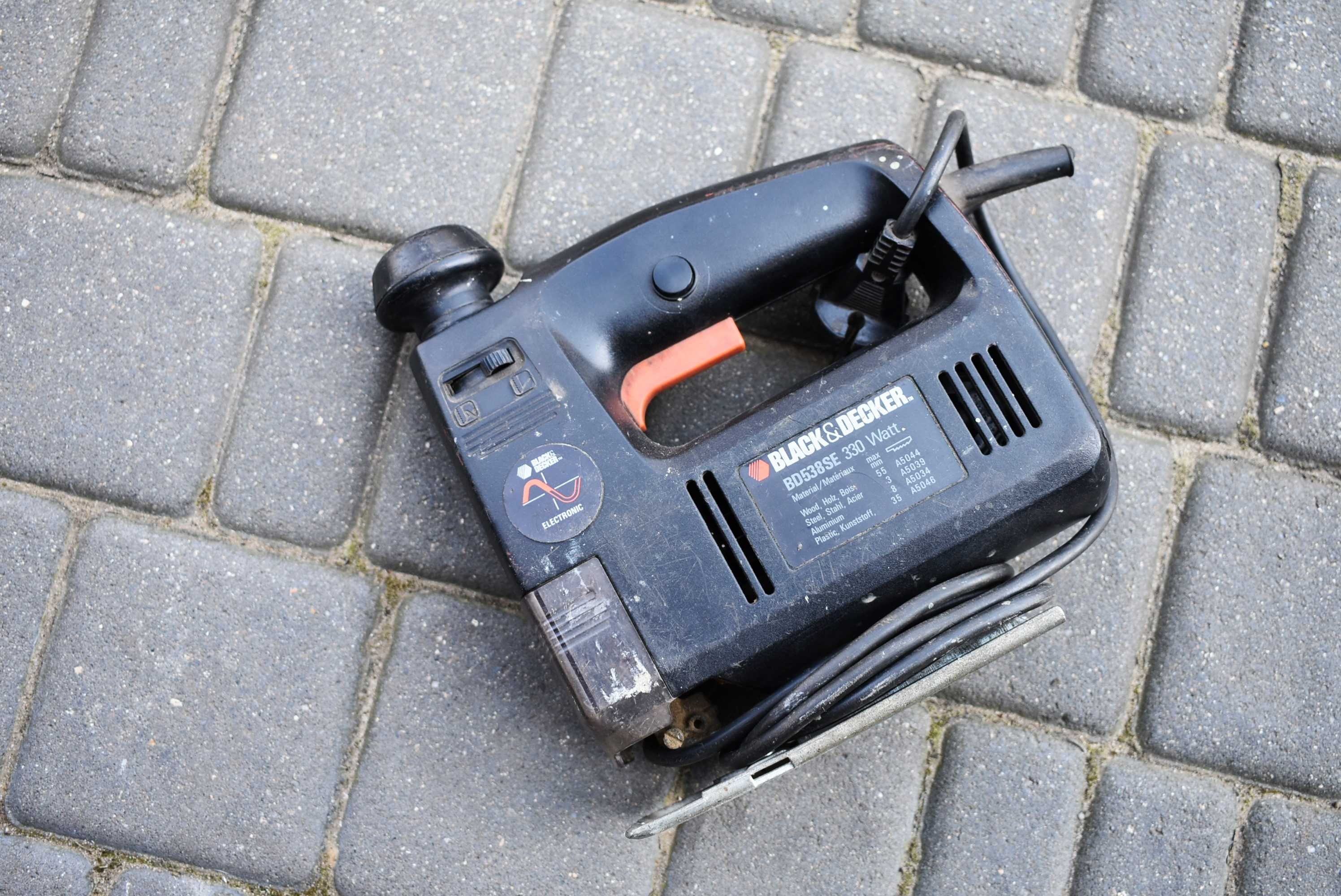 Wyrzynarka Black & Decker 330 Watt