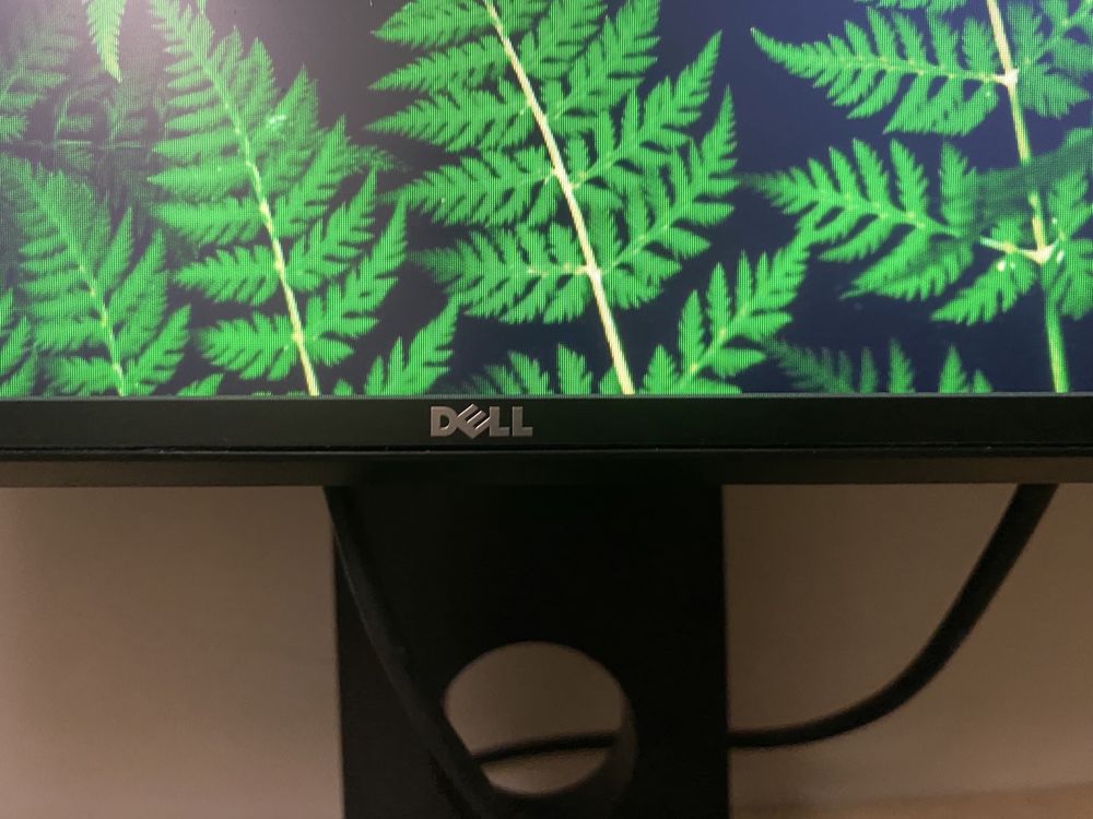 DELL Ultra Sharp 24 Monitor U2419H LCD